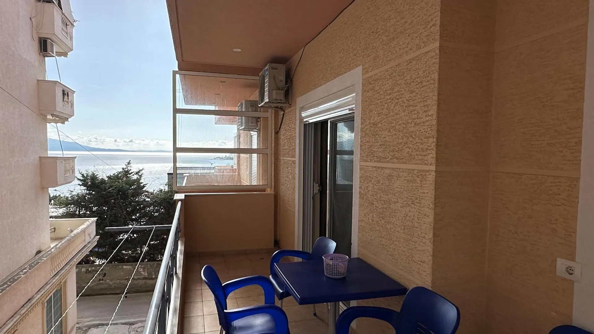 Apartament Galaxy Sarande 0*,
